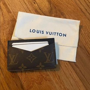 Louis Vuitton CardHolder